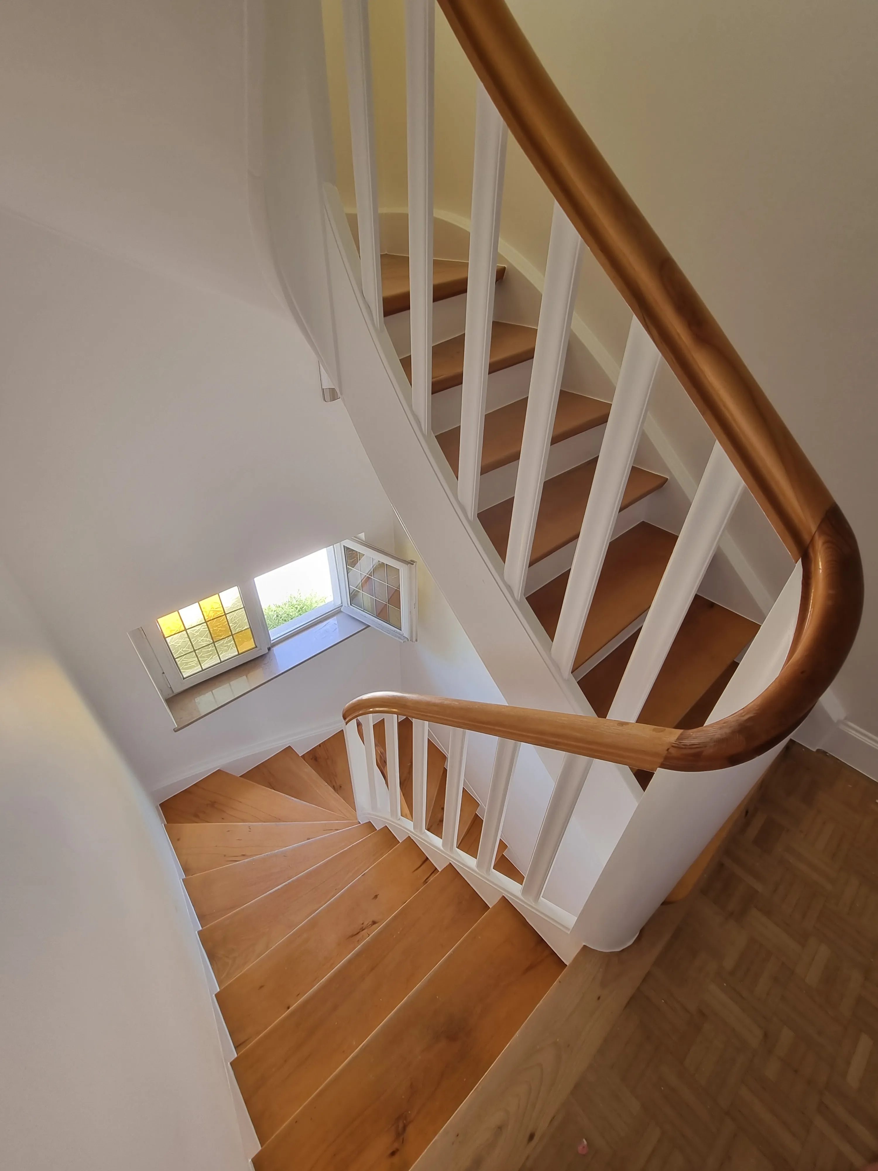 Réalisation Spataro Déco - Peinture Escalier et Cage Descalier Vue 2