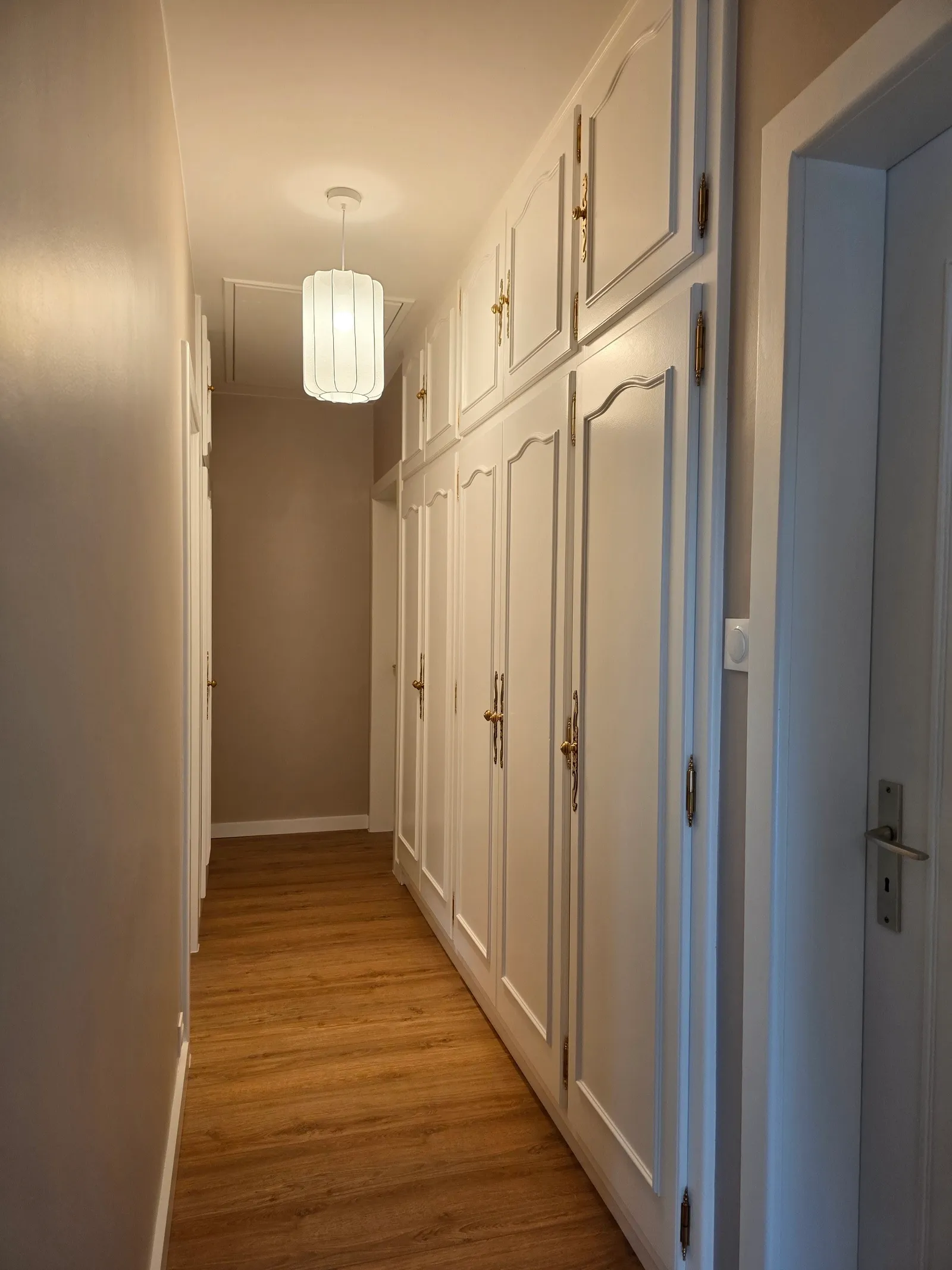 Réalisation Spataro Déco - Renovation Murs Plafonds et Placard Couloir